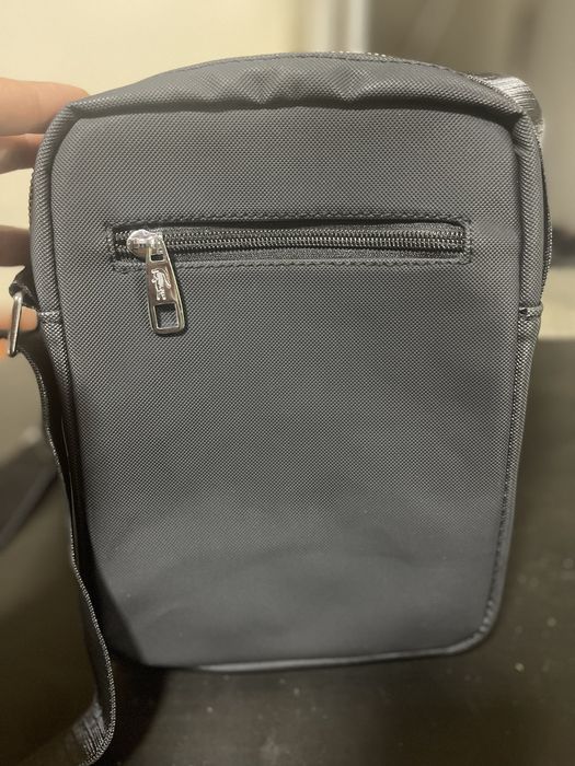 Bolsa lacoste (nova - etiquetas )