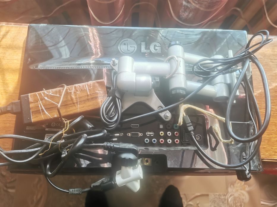 Недорого ТОП телевізор-монітор LG M2080D 2HDMI