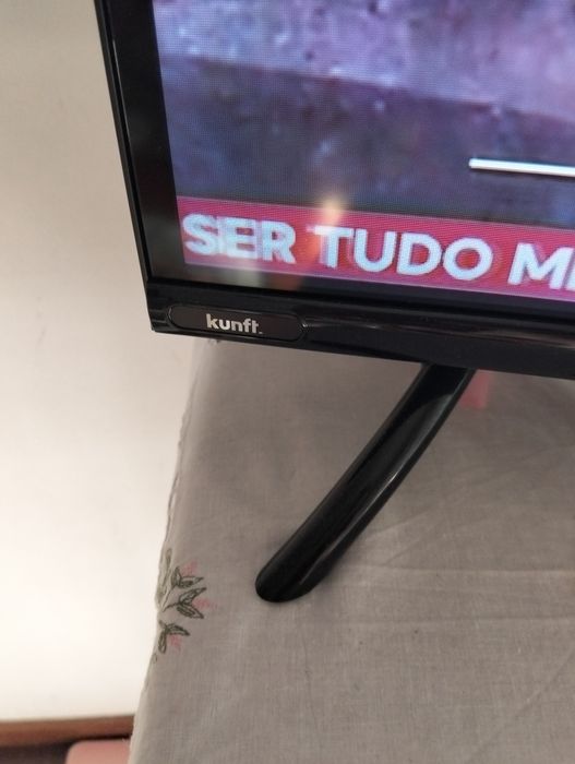 Smart TV nova 32 polegadas