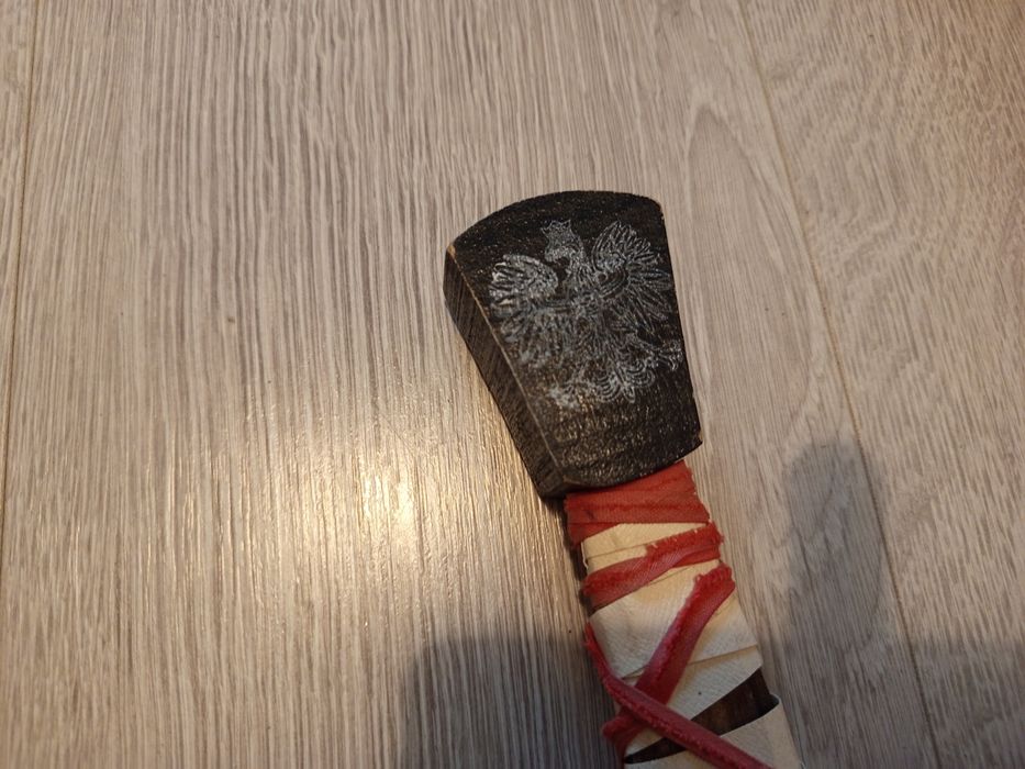 Zestaw zabawek rycerskich tarcze miecze