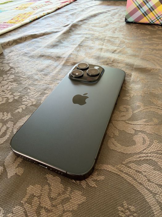 Iphone 15 pro preto