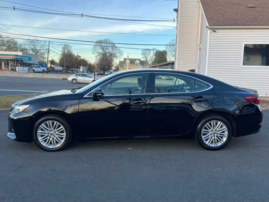 Lexus ES 350      2015