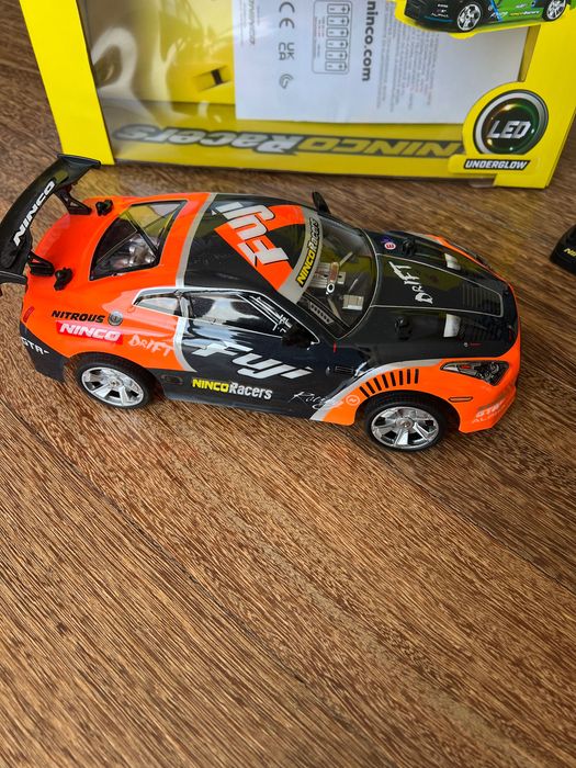 Carro telecomando novo