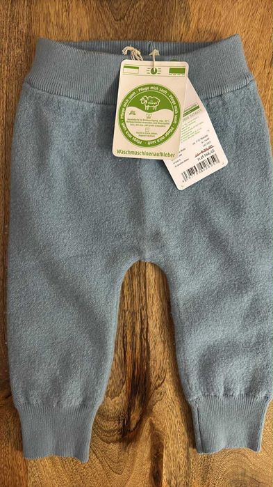 Spodenki długie 7-12 miesięcy Nowe