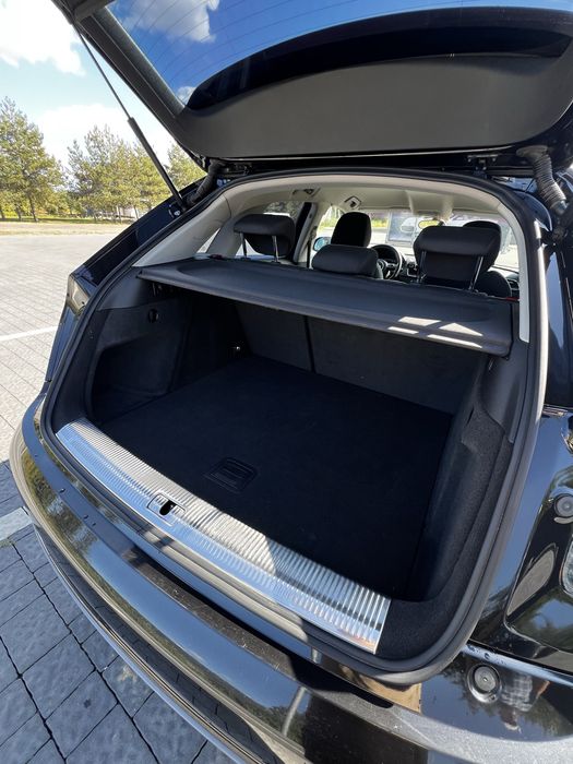 Audi Q3 2013 рік