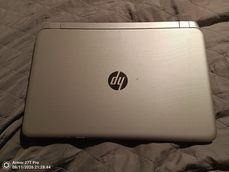 HP Pavilion 15 i3 2.10 GHz