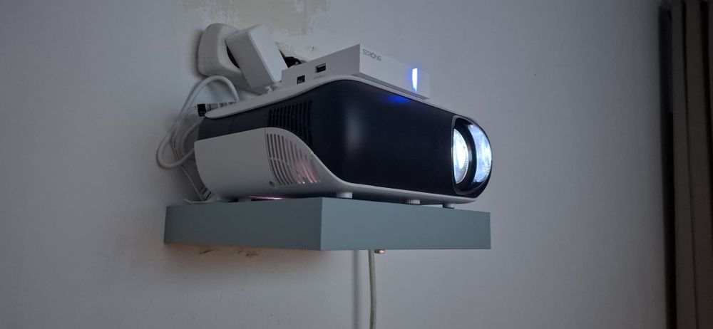 Projetor full HD nativo 200" com suporte 4k