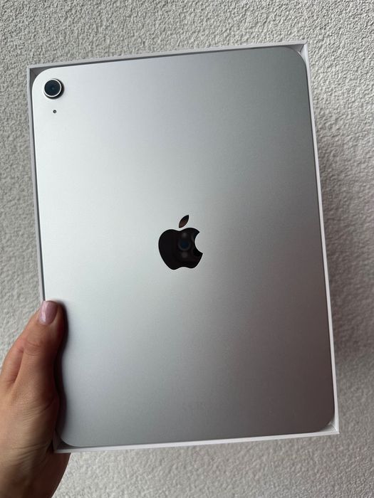 iPad 11, srebrny
