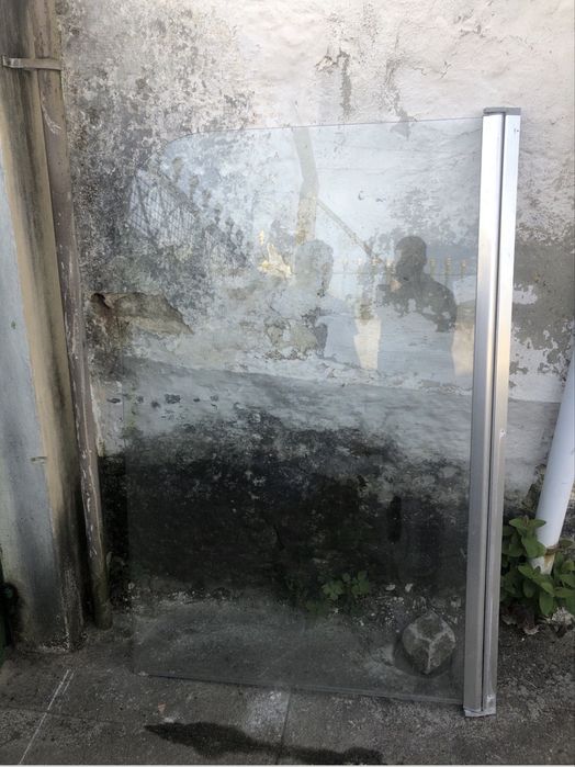 Resguardo  Porta Vidro banheira WC