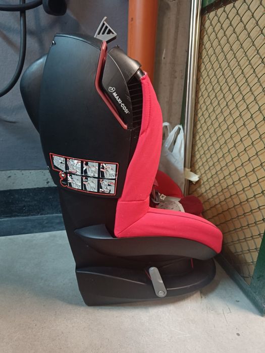 Fotelik maxi Cosi Tobi czerwony