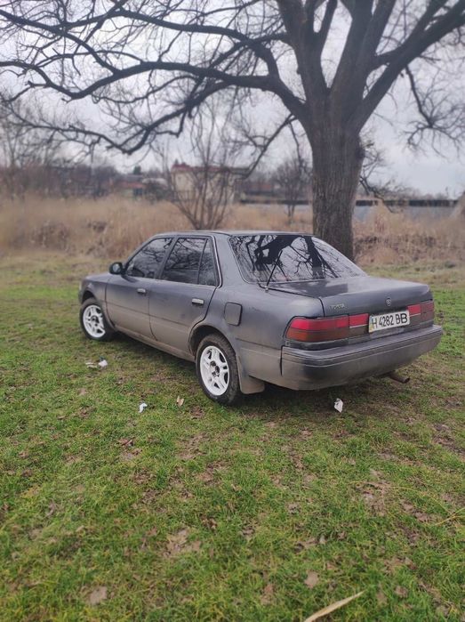 Тойота Королла автомат 92 г.