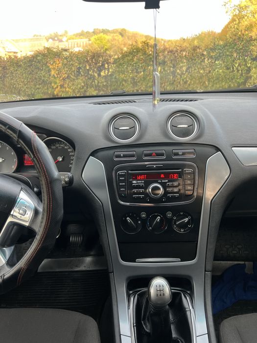 Продам Ford Mondeo