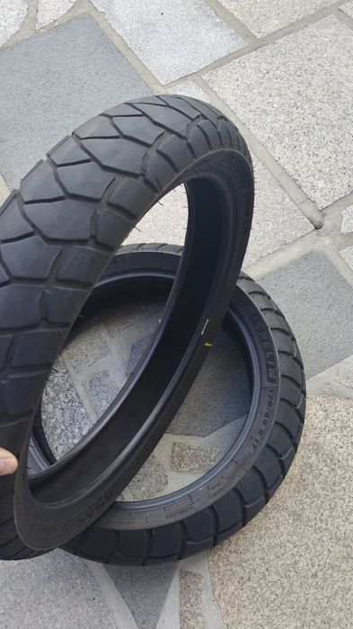 Pneus Michelin Anakee Adv - 120/70/19 + 170/60/17
