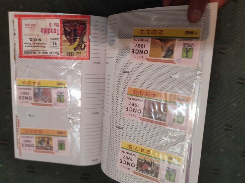 Lote 44 bilhetes de Touradas - Espanha, anos 80 e 90