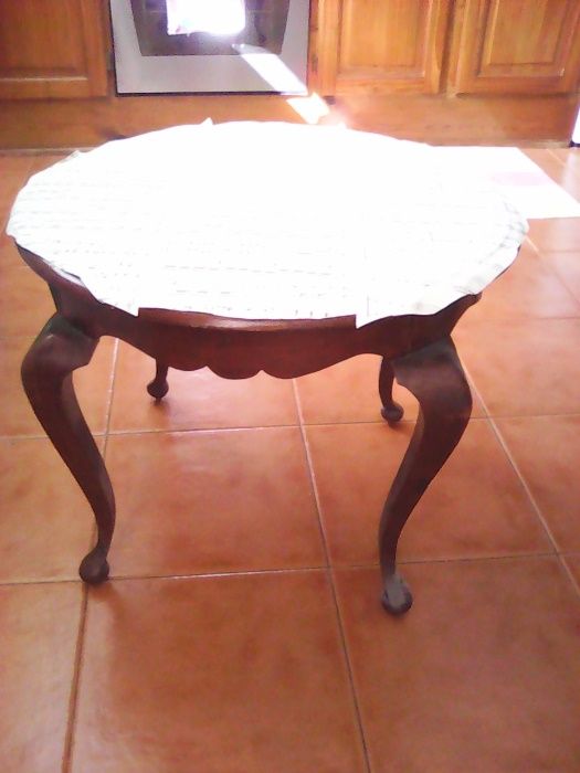 mesa de apoio redonda