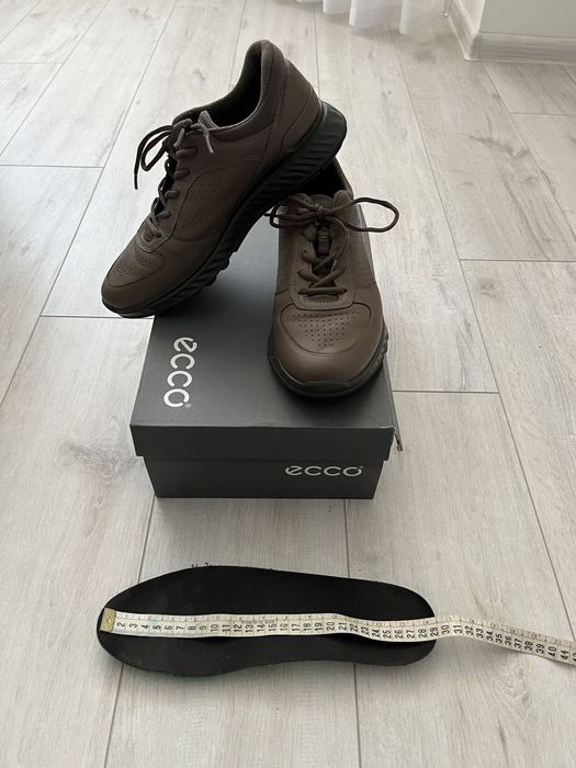 Продам туфлі чоловічі ECCO