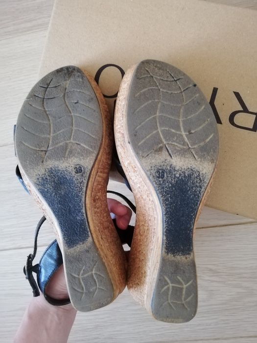 Sandały na koturnie skóra naturalna Lasocki r. 38