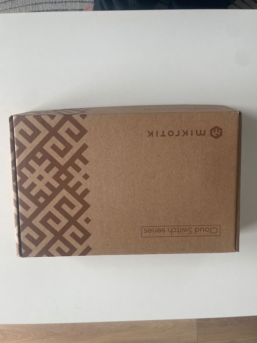 MikroTik CSS610-8G-2S+IN – Nowy