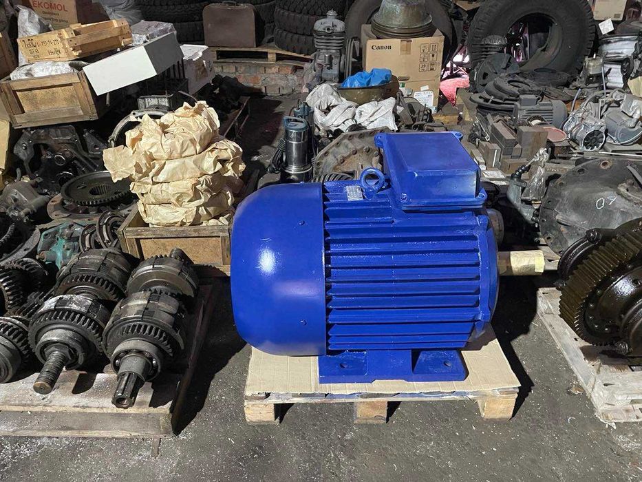 Продам Электродвиг. Ахронный 75Квт 5AM250S4y2