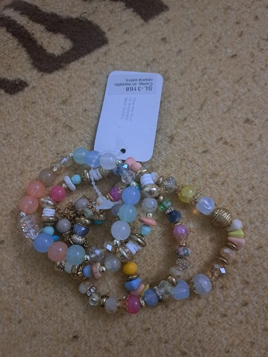 Conjunto 4  pulseiras