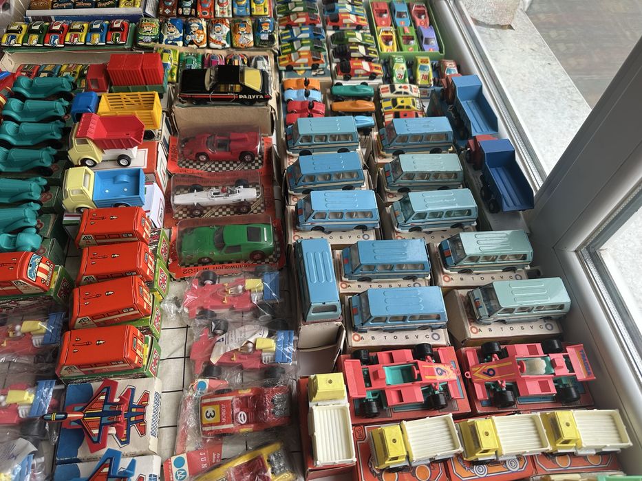 Ігрушка ссср Машинка в Коробці