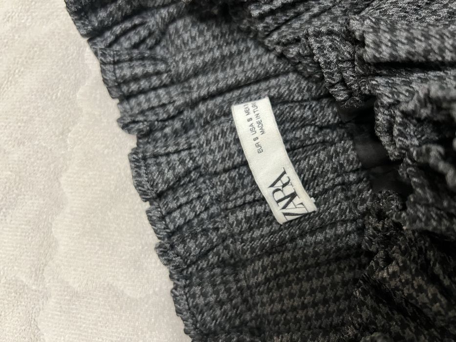 Спідниця ZARA(Зара) плісе