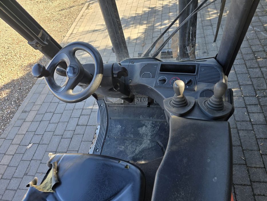 Wózek widłowy Linde H20T