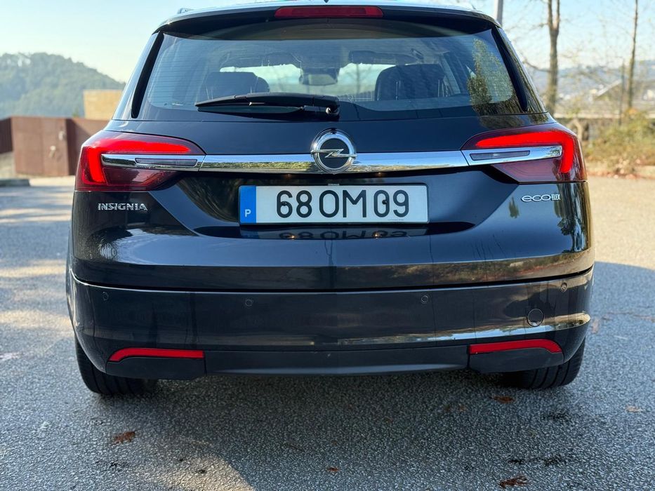 Opel Insígnia 2.0 CDTi  2014 
NACIONAL
140CV
2014

Viatura e