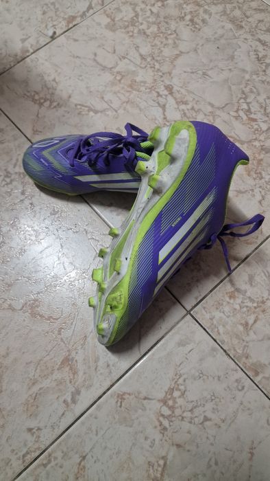 Chuteiras F50 - Tamanho 37,5