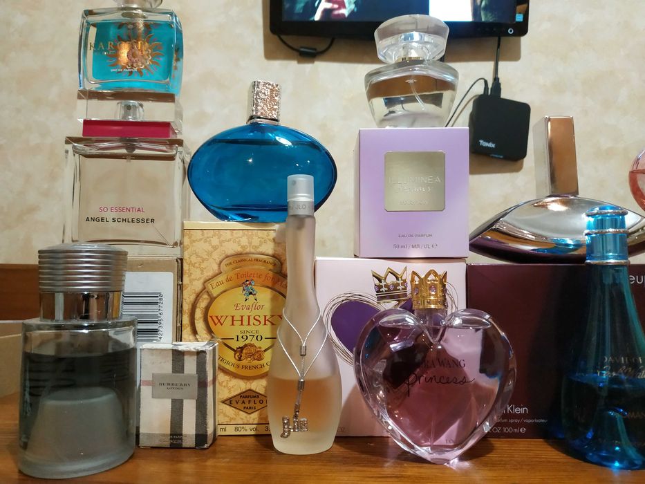 Продам свои духи из личной коллекции все оригиналы, туалетная вода