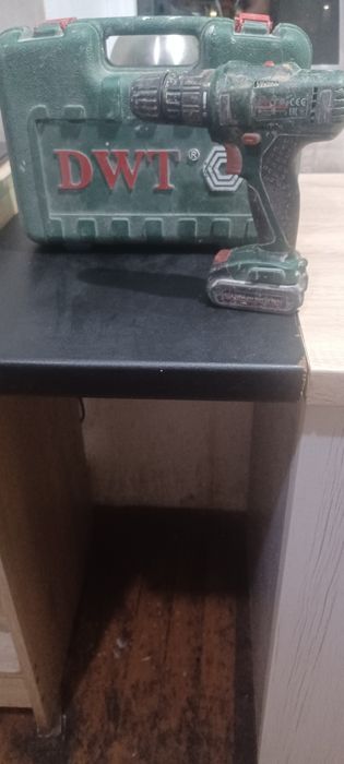 Шуруповерт dwt  на запчасти