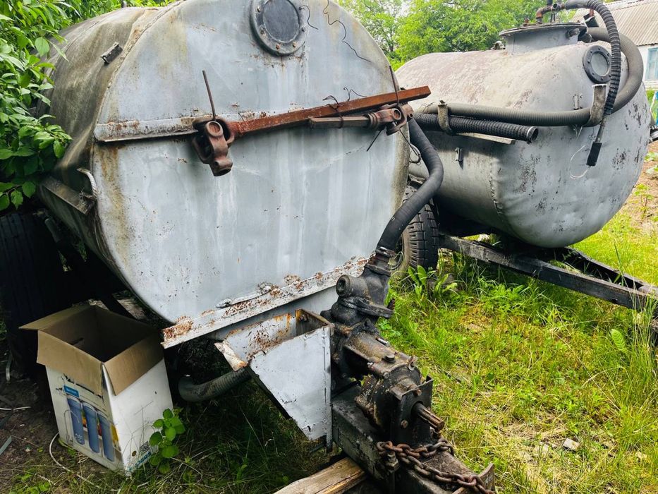 Продам бочку асенізаторну і бочку водовозку