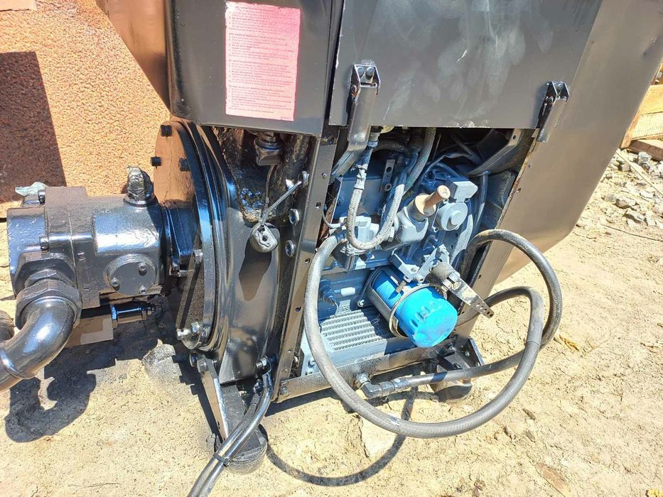 HATZ 2L41C   Двигун з гідронасосом