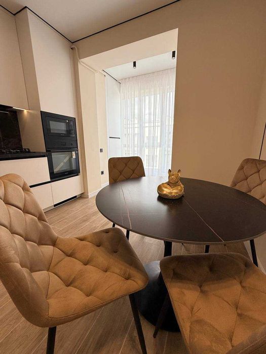 Сучасна 1-кімнатна квартира 44.3 м² з автономним опаленням, меблями та ліфтом у НОВОБУДОВІ. Можна під ДЕРЖПРОГРАМИ