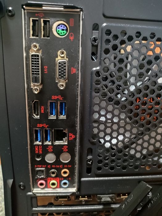 Komputer Gamingowy | Intel i5 | Radeon RX | SSD | 16GB | W11