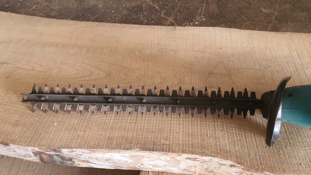 Sprawne Elektryczne Nożyce do żywopłotu Bosch AHS 42-16 Piła Sekator