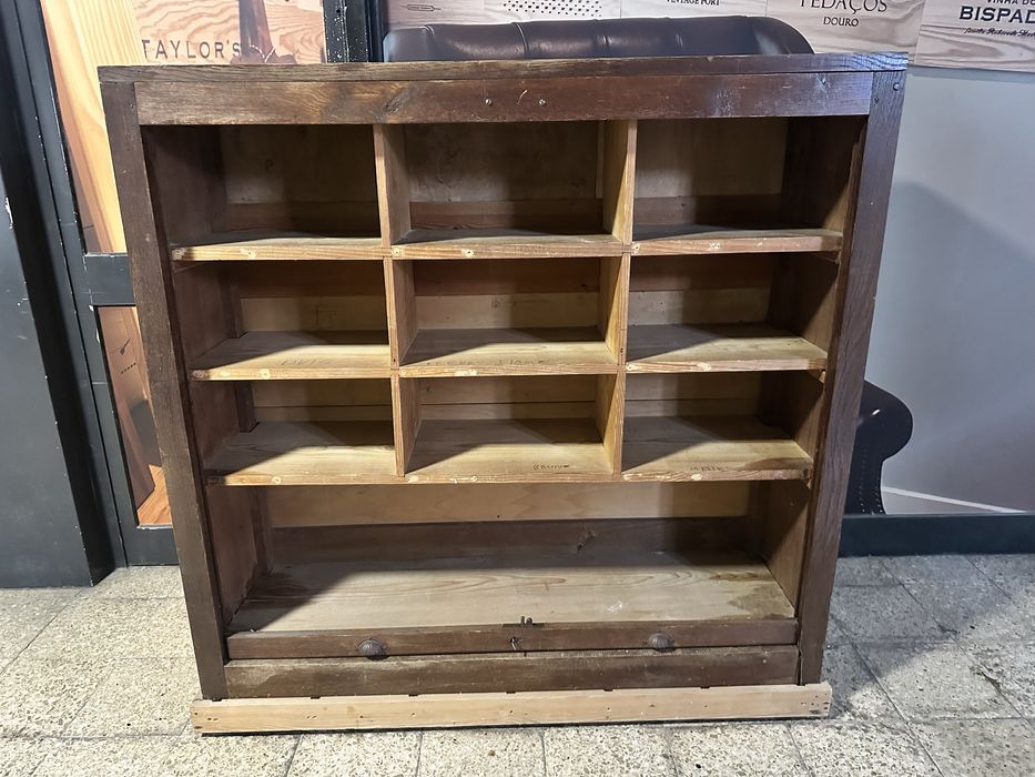 Estante de escritório dos anos 60!