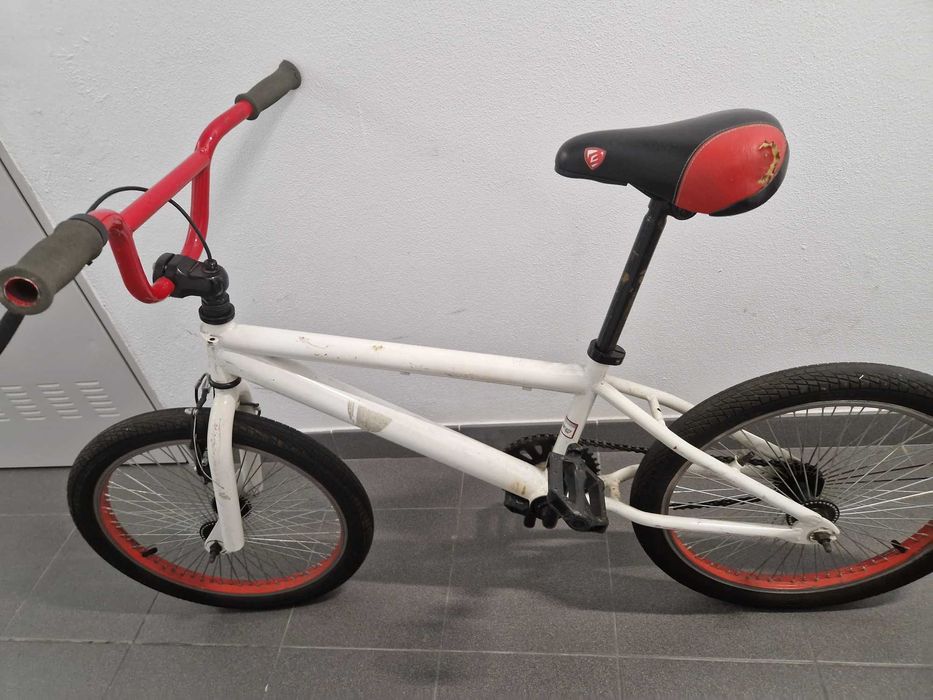 Bicicleta criança