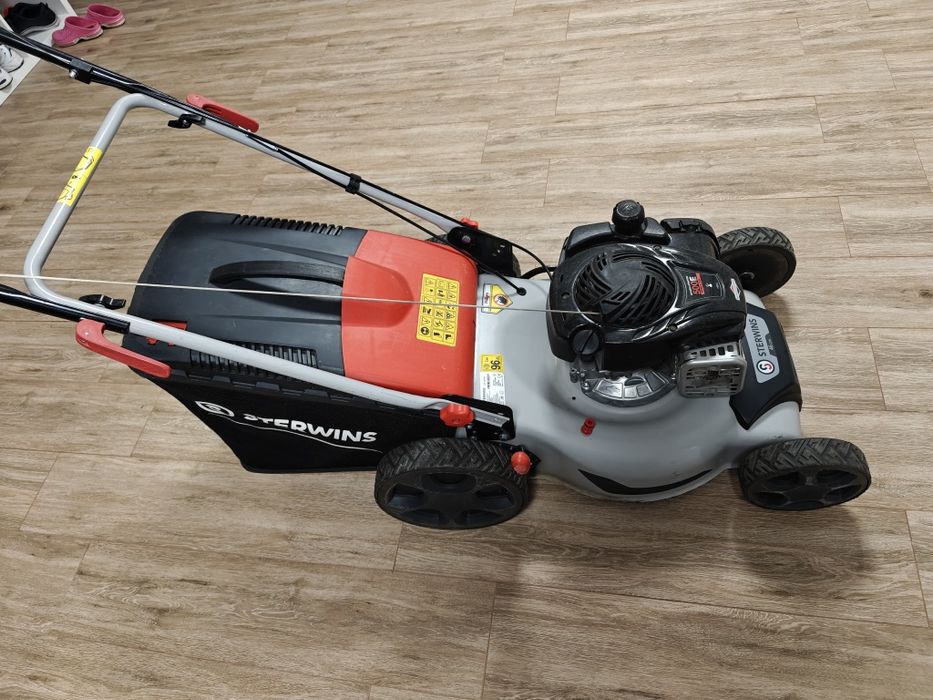 Corta-relvas a gasolina STERWINS PLM1-46B140.5