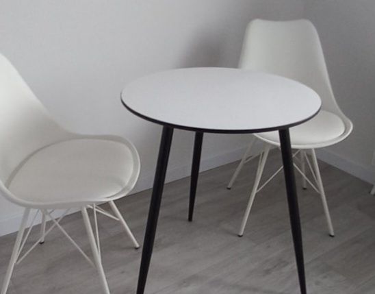 Стіл зі столешньою HPL  новий.