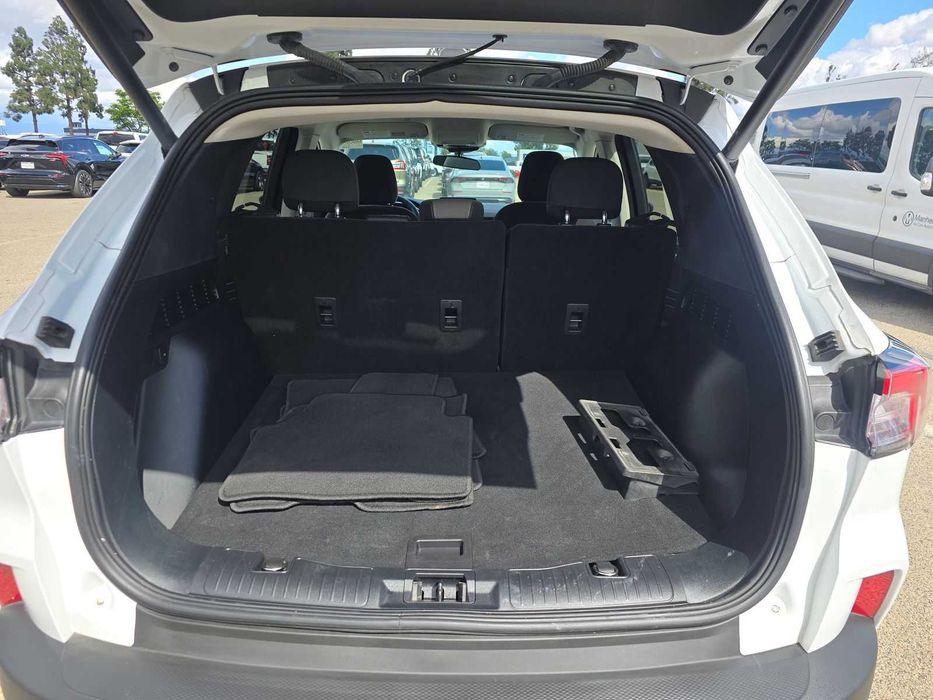 2022 Ford Escape Plug-In Hybrid SE плагин гибрид