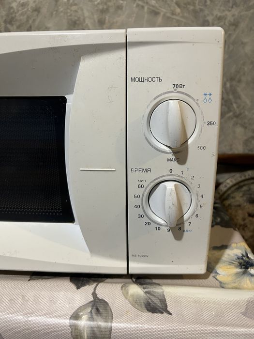 Мікрохвильова піч LG