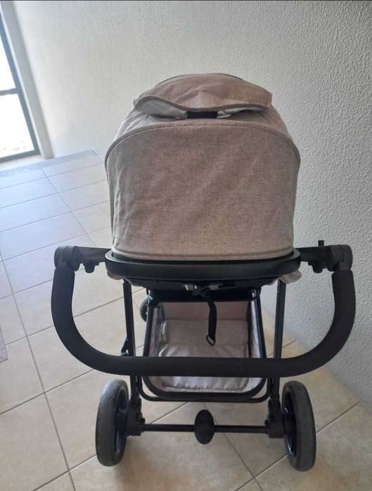 Carrinho de bebê trio