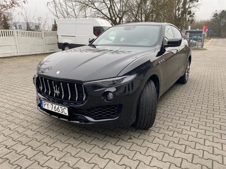 Maserati Levante Bezwypadkowy, świetny stan, cesja leasingu, 2 kpl kół, panorama