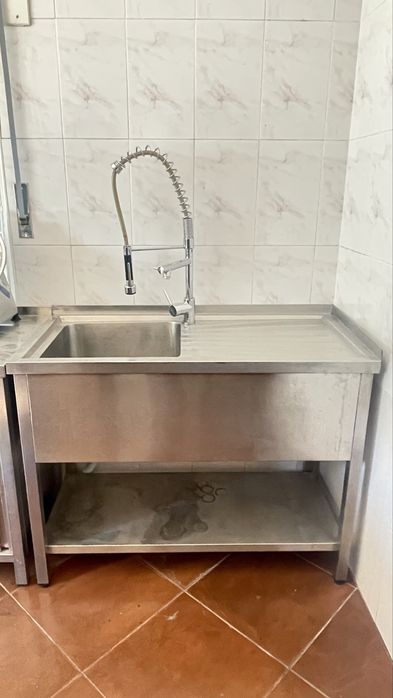 Lava-Louça Industrial Inox com Torneira