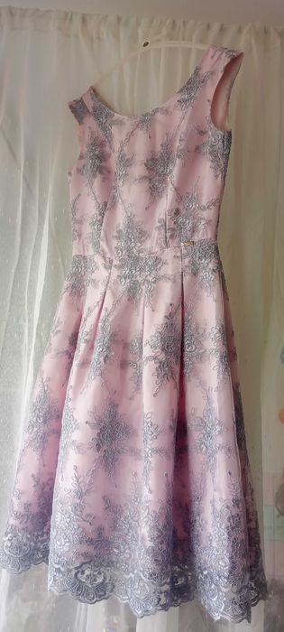 Elegancka suknia wieczorowa   MODELLO Różowa satyna i srebrna koronka