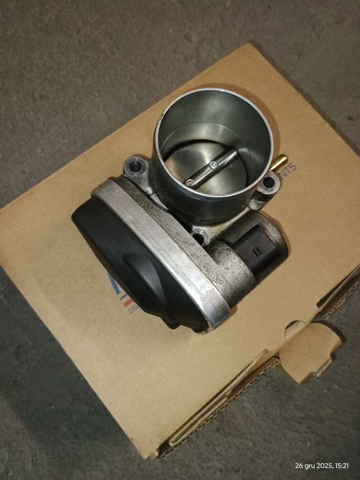 Przepustnica Renault Clio 3 1.6 16v