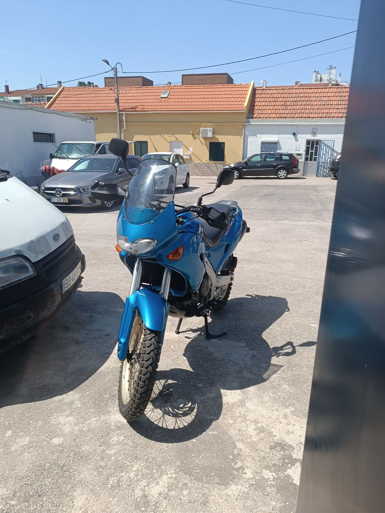 aprilia 1000cc