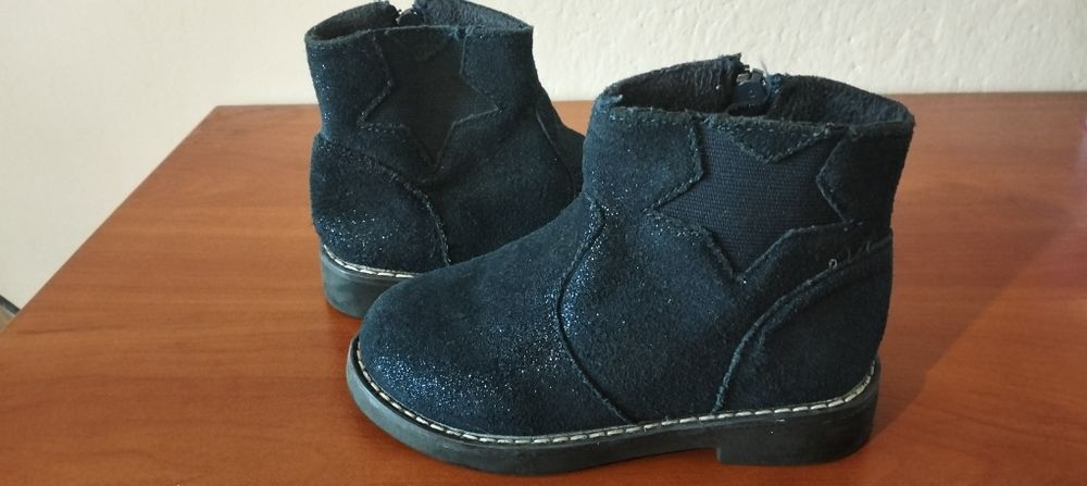 Botki granatowe roz 26