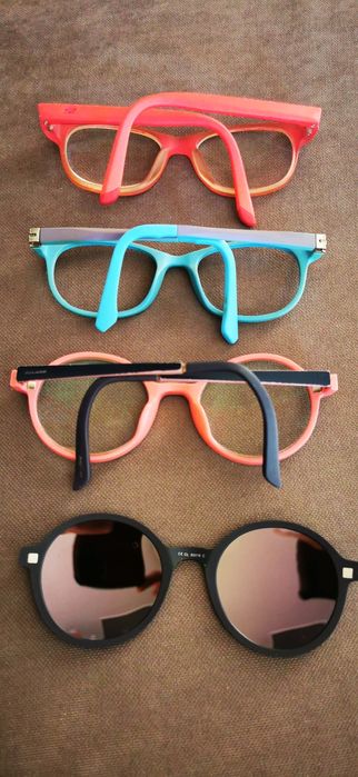 Dziewczęce ramki do okularów.